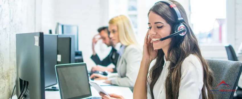 ADAG - Customer Support Operator Helping a Client 